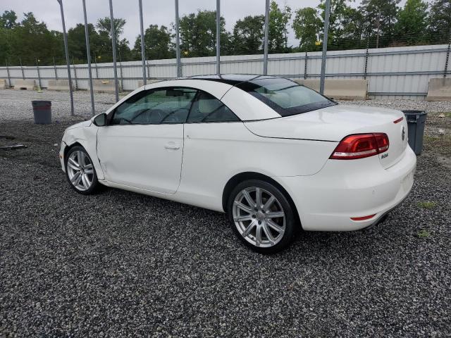 WVWFW7AH2CV003088 - 2012 VOLKSWAGEN EOS LUX WHITE photo 2