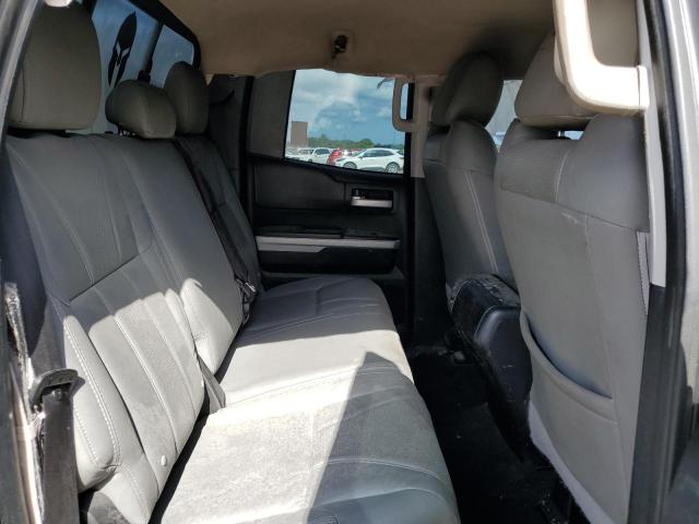 5TFRM5F17HX112399 - 2017 TOYOTA TUNDRA DOUBLE CAB SR/SR5 CHARCOAL photo 10