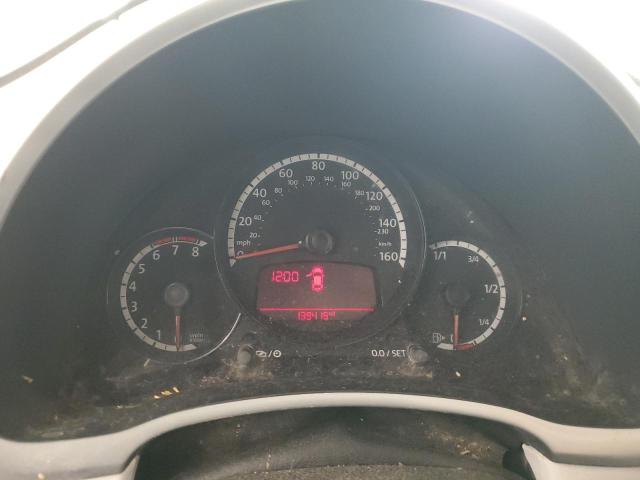 3VWJX7AT1DM665376 - 2013 VOLKSWAGEN BEETLE WHITE photo 9