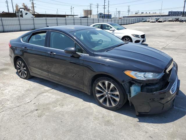 3FA6P0T98KR237828 - 2019 FORD FUSION SE BLACK photo 4