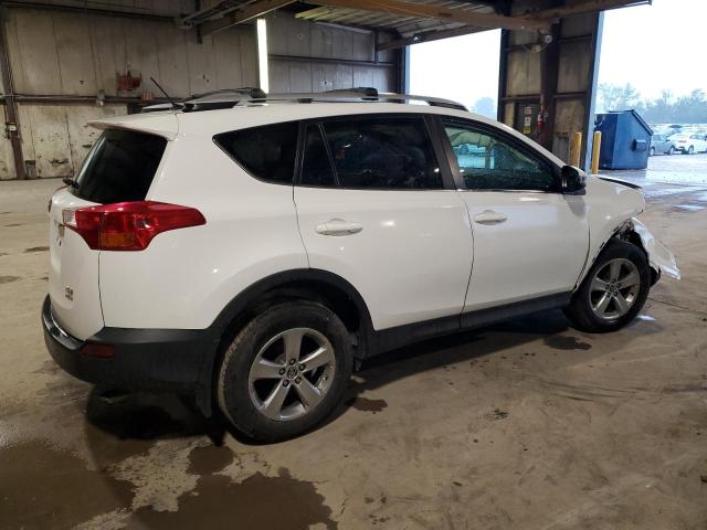 2T3RFREV7FW229777 - 2015 TOYOTA RAV4 XLE WHITE photo 3