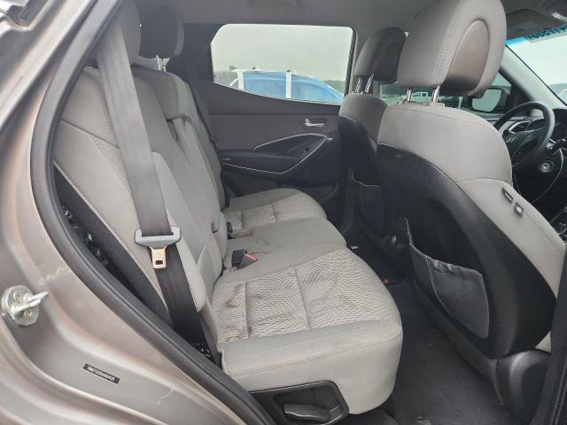 5NMZT3LB5HH024125 - 2017 HYUNDAI SANTA FE S Серый фото 11