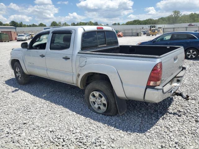 3TMJU62NX7M042106 - 2007 TOYOTA TACOMA DOUBLE CAB PRERUNNER SILVER photo 2