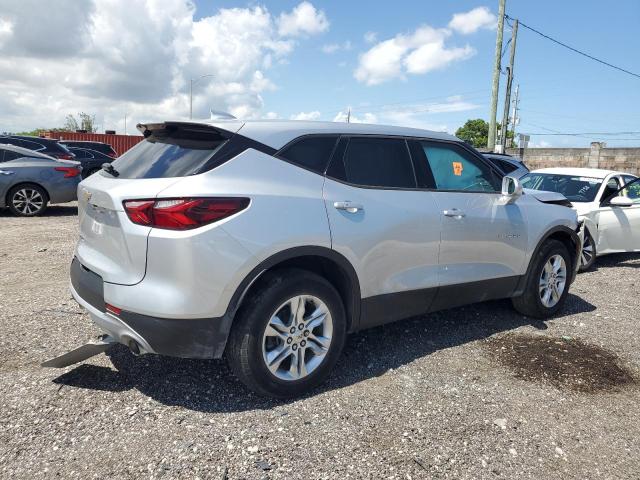 3GNKBBRA5KS667580 - 2019 CHEVROLET BLAZER 1LT SILVER photo 3