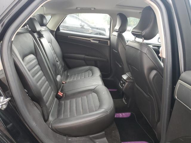 3FA6P0HD2GR332261 - 2016 FORD FUSION SE BLACK photo 10