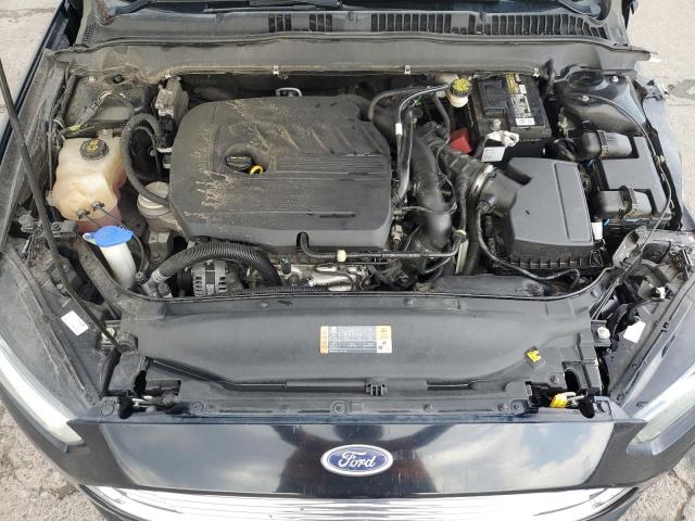 3FA6P0HD2GR332261 - 2016 FORD FUSION SE BLACK photo 11