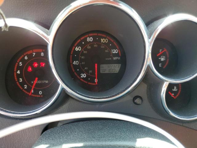 2T1KR32E06C559815 - 2006 TOYOTA COROLLA MA XR SILVER photo 9