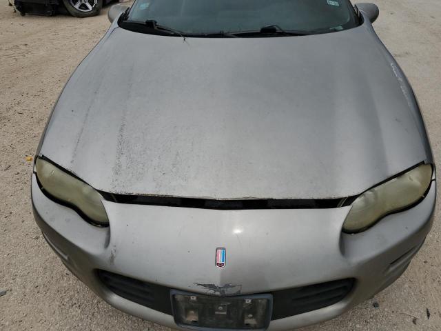 2G1FP22K0Y2124949 - 2000 CHEVROLET CAMARO SILVER photo 11