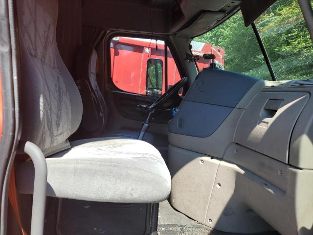 1FUJGHDV3DLBL1525 - 2013 FREIGHTLINER CASCADIA 1 RED photo 5