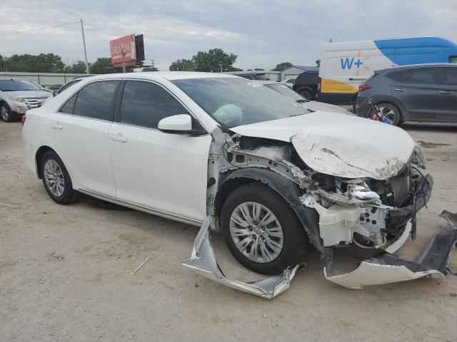 4T4BF1FK2CR208675 - 2012 TOYOTA CAMRY BASE WHITE photo 4