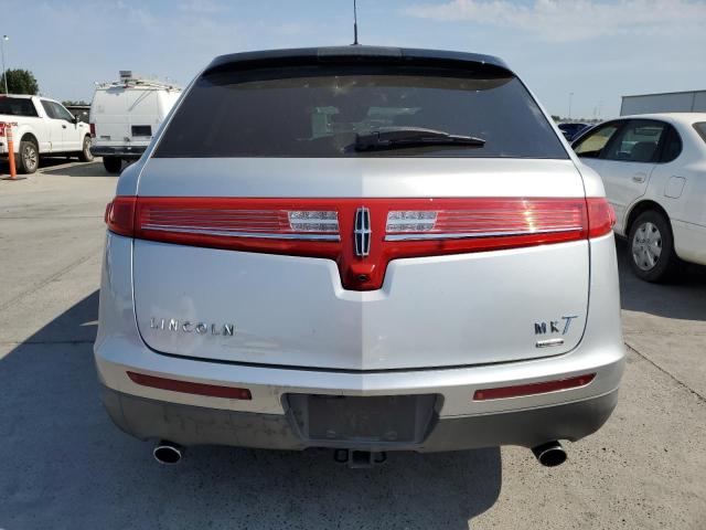 2LMHJ5AT6ABJ22691 - 2010 LINCOLN MKT SILVER photo 6