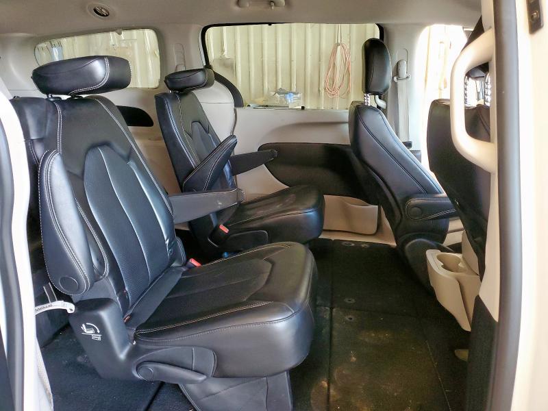 2C4RC1BG1PR533599 - 2023 CHRYSLER PACIFICA TOURING L WHITE photo 11