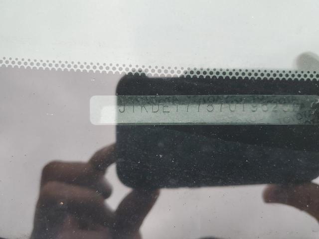 JTKDE177870196266 - 2007 TOYOTA SCION TC 白色 照片 13