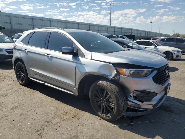 2FMPK4J92RBA07908 - 2024 FORD EDGE SEL Silber Foto 4