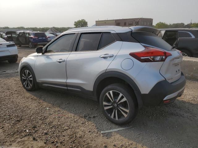 3N1CP5CU5KL520157 - 2019 NISSAN KICKS S SILVER photo 2