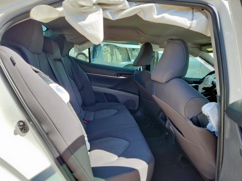 4T1C11AK4PU183191 - 2023 TOYOTA CAMRY LE WHITE photo 10