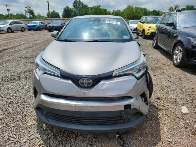 JTNKHMBX5J1006662 - 2018 TOYOTA C-HR XLE 银色 照片 5