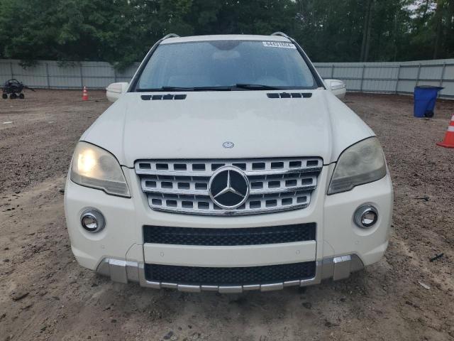 4JGBB7CB2AA591271 - 2010 MERCEDES-BENZ ML 550 4MATIC WHITE photo 5