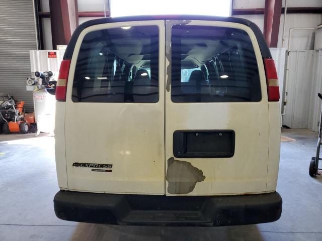 1GNFH154491181915 - 2009 CHEVROLET EXPRESS G1 WHITE photo 6