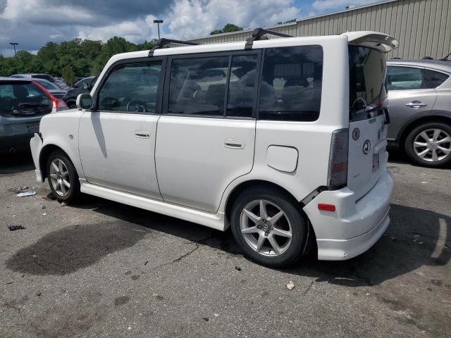 JTLKT334264088555 - 2006 TOYOTA SCION XB 白色 照片 2