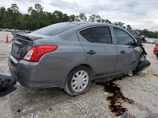 3N1CN7AP2JL801863 - 2018 NISSAN VERSA S GRAY photo 3