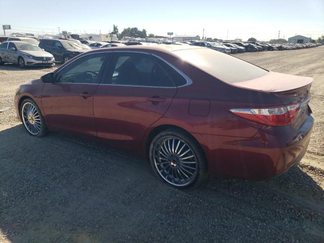 4T1BF1FK0FU975634 - 2015 TOYOTA CAMRY LE RED photo 2