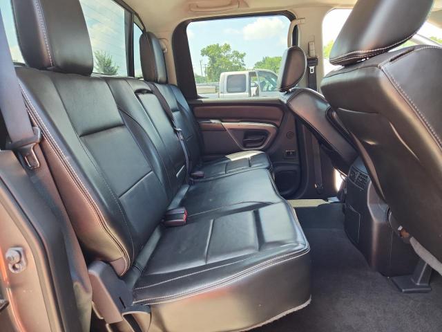 1N6BA0EC5FN508417 - 2015 NISSAN TITAN S 灰色 照片 10