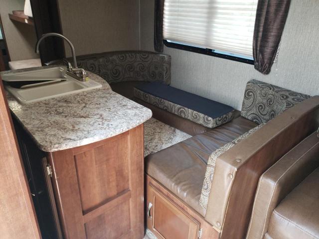 4YDT33227JK411676 - 2018 KEYSTONE PASSPORT WHITE photo 5