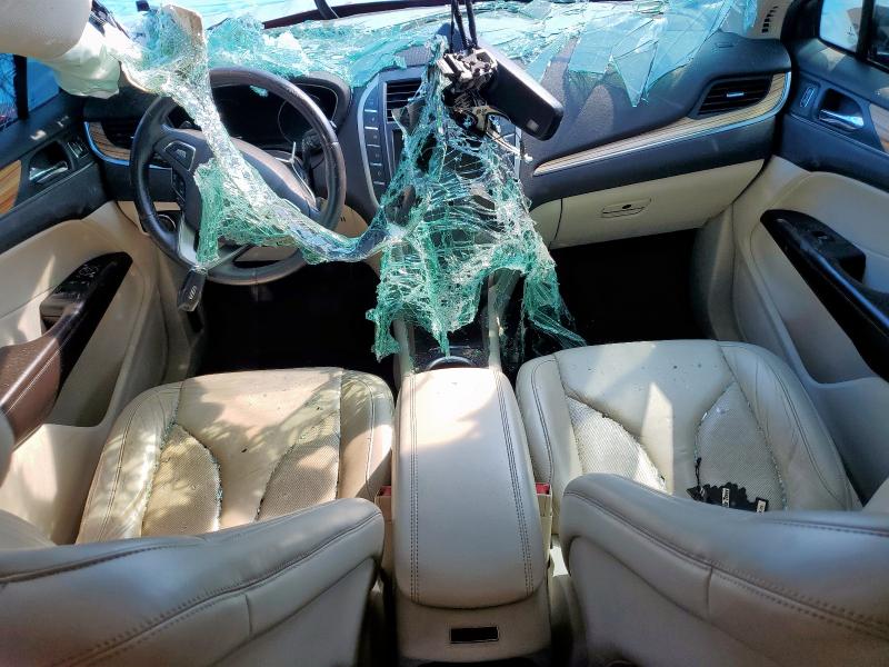 5LMCJ1A98FUJ14688 - 2015 LINCOLN MKC 红色 照片 8