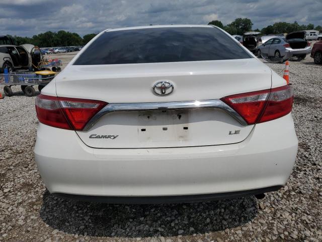 4T1BF1FK5GU545261 - 2016 TOYOTA CAMRY LE WHITE photo 6
