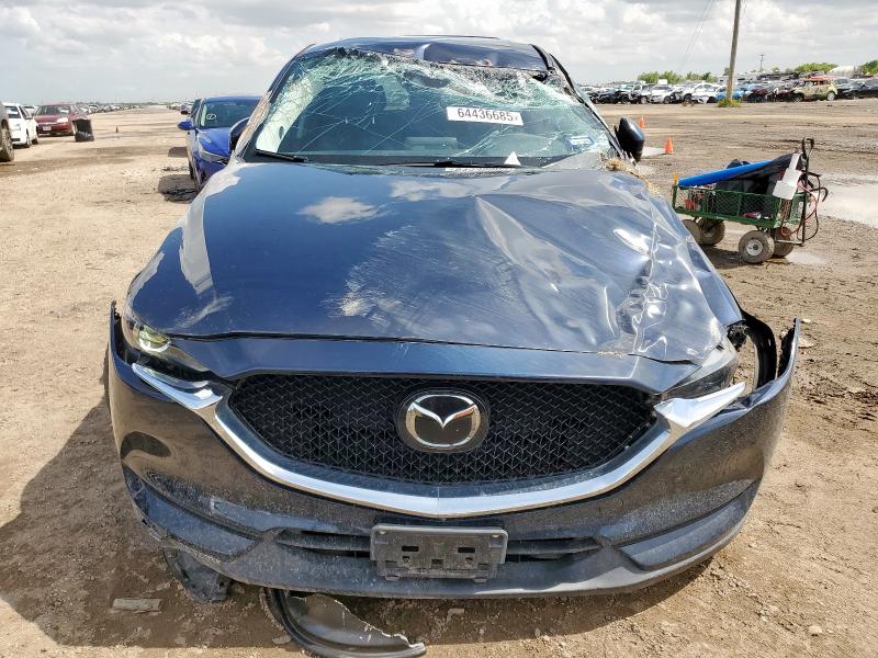 JM3KFACM6J0466116 - 2018 MAZDA CX-5 TOURING Синий фото 5