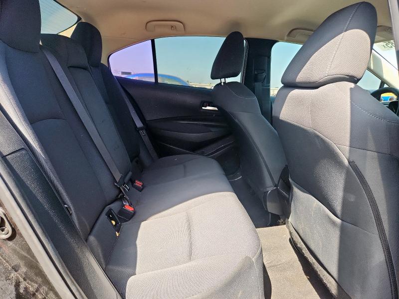 5YFEPMAE4MP233443 - 2021 TOYOTA COROLLA LE BLACK photo 10