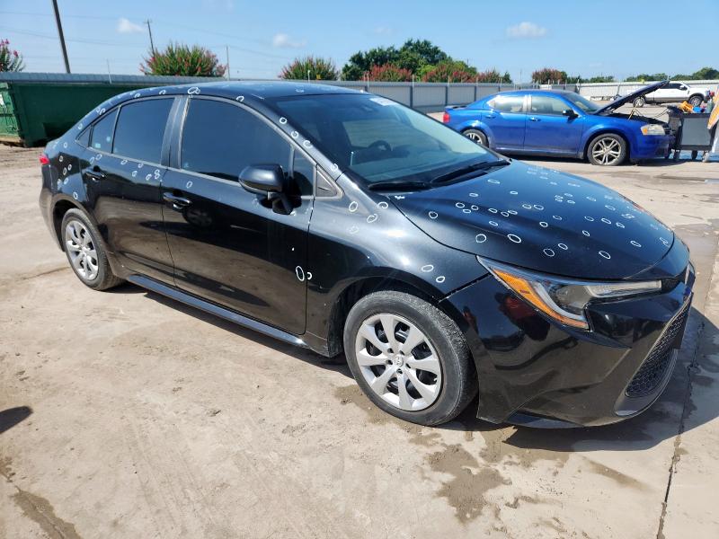 5YFEPMAE4MP233443 - 2021 TOYOTA COROLLA LE BLACK photo 4