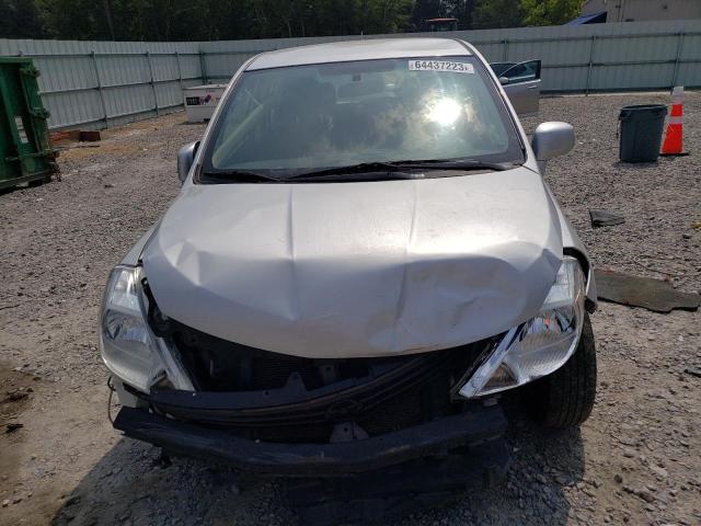 3N1BC1CP6BL457354 - 2011 NISSAN VERSA S SILVER photo 5