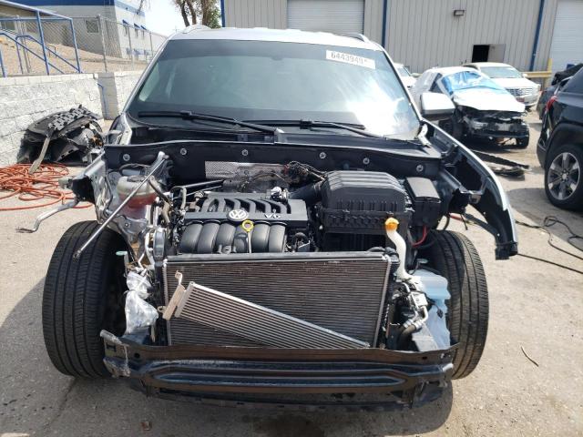 1V21E2CA0LC228815 - 2020 VOLKSWAGEN ATLAS CROS SE Серебристый фото 5