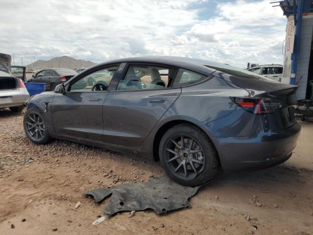 5YJ3E1EA7NF153277 - 2022 TESLA MODEL 3 ნაცრისფერი ფოტო 2