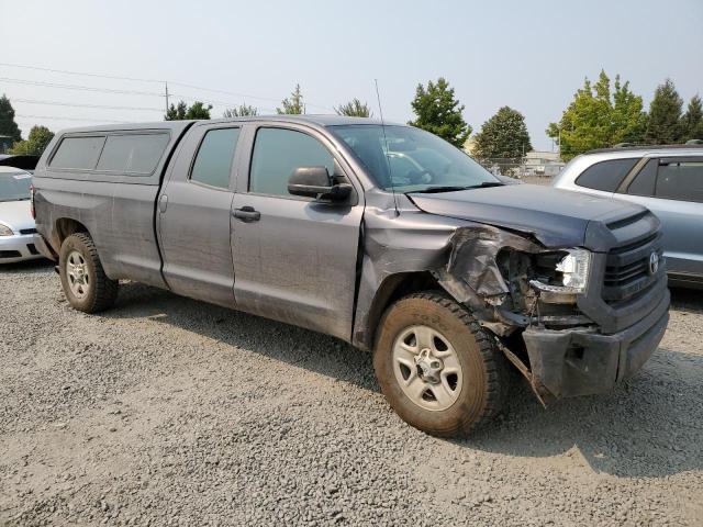 5TFCY5F1XFX018038 - 2015 TOYOTA TUNDRA DOUBLE CAB SR/SR5 GRAY photo 4