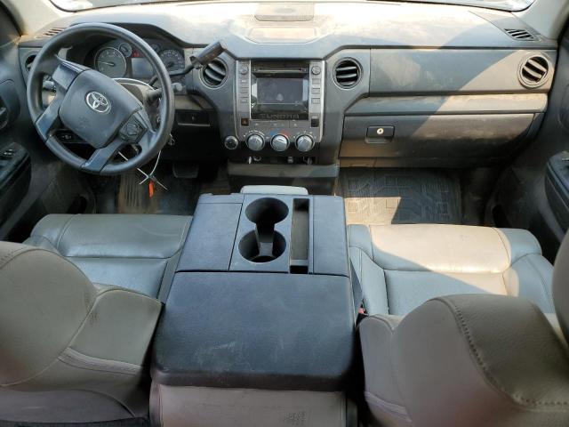 5TFCY5F1XFX018038 - 2015 TOYOTA TUNDRA DOUBLE CAB SR/SR5 GRAY photo 8