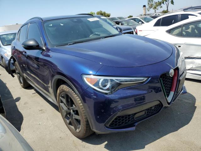 ZASPAKAN8L7C76608 - 2020 ALFA ROMEO STELVIO BLUE photo 4