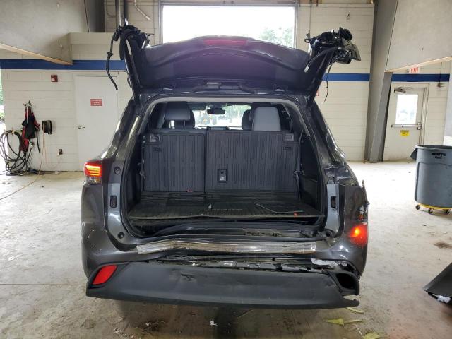 5TDHZRAHXNS558699 - 2022 TOYOTA HIGHLANDER XLE ნაცრისფერი ფოტო 6