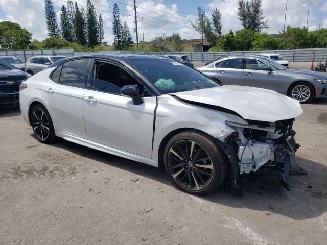 4T1K61AK0MU443336 - 2021 TOYOTA CAMRY XSE WHITE photo 4