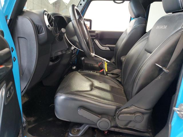 1C4BJWEG5JL842654 - 2018 JEEP WRANGLER U SAHARA BLUE photo 7