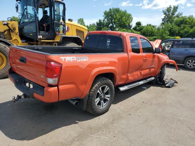 5TFSZ5AN7HX088036 - 2017 TOYOTA TACOMA ACCESS CAB RED photo 3