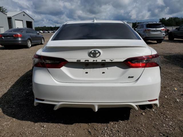 4T1S11AK4PU766324 - 2023 TOYOTA CAMRY SE NIGHT SHADE WHITE photo 6