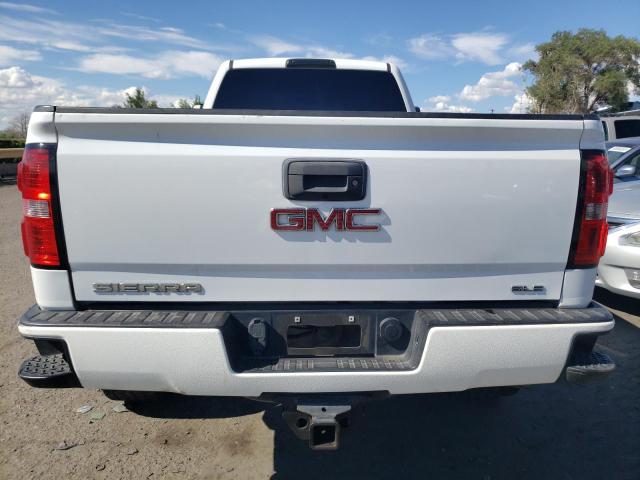 1GT22YE88FZ112131 - 2015 GMC SIERRA K2500 SLE WHITE photo 6