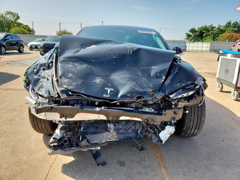 5YJ3E1EA8RF859132 - 2024 TESLA MODEL 3 Qara foto 5