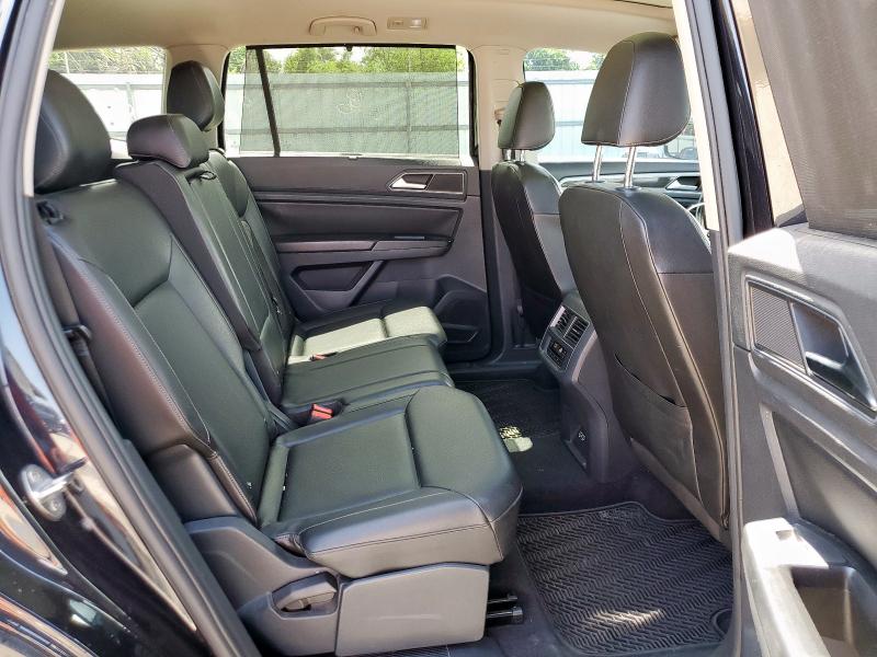 1V2SR2CA8JC575962 - 2018 VOLKSWAGEN ATLAS SEL BLACK photo 11