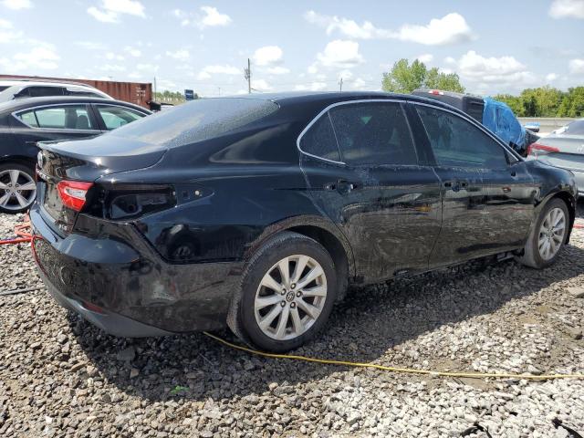 4T1B11HK6JU561388 - 2018 TOYOTA CAMRY L 黑色 照片 3