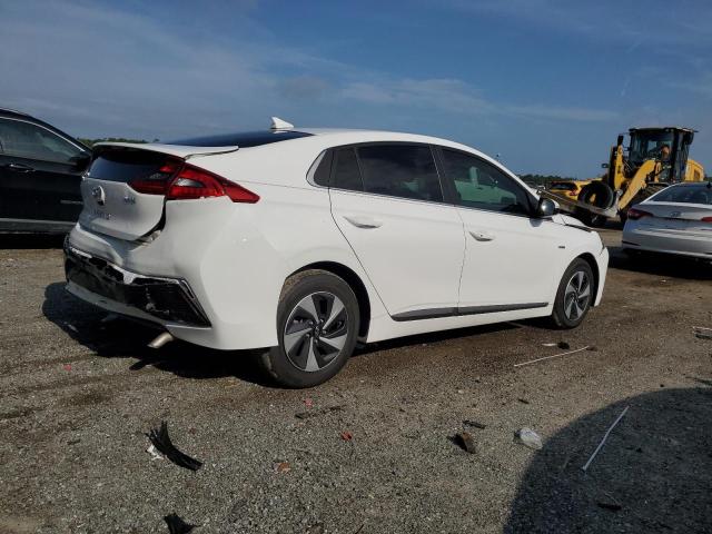 KMHC75LC1HU040888 - 2017 HYUNDAI IONIQ SEL WHITE photo 3