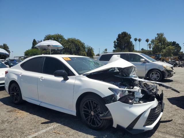 4T1DAACK4SU591832 - 2025 TOYOTA CAMRY XSE WHITE photo 4